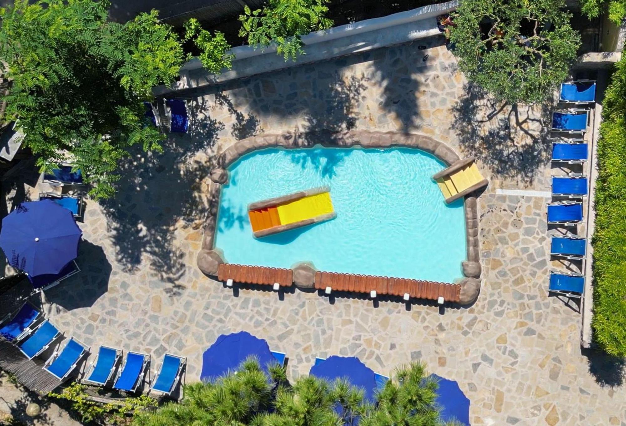 Village Camping Santa Fortunata - Campogaio Σορέντο Εξωτερικό φωτογραφία