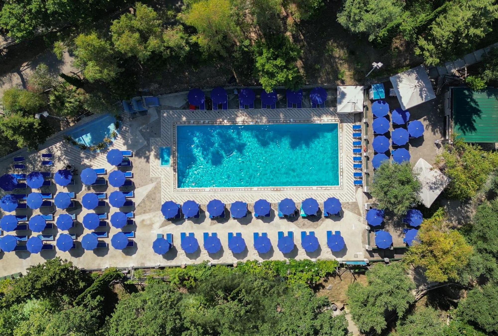 Village Camping Santa Fortunata - Campogaio Σορέντο Εξωτερικό φωτογραφία