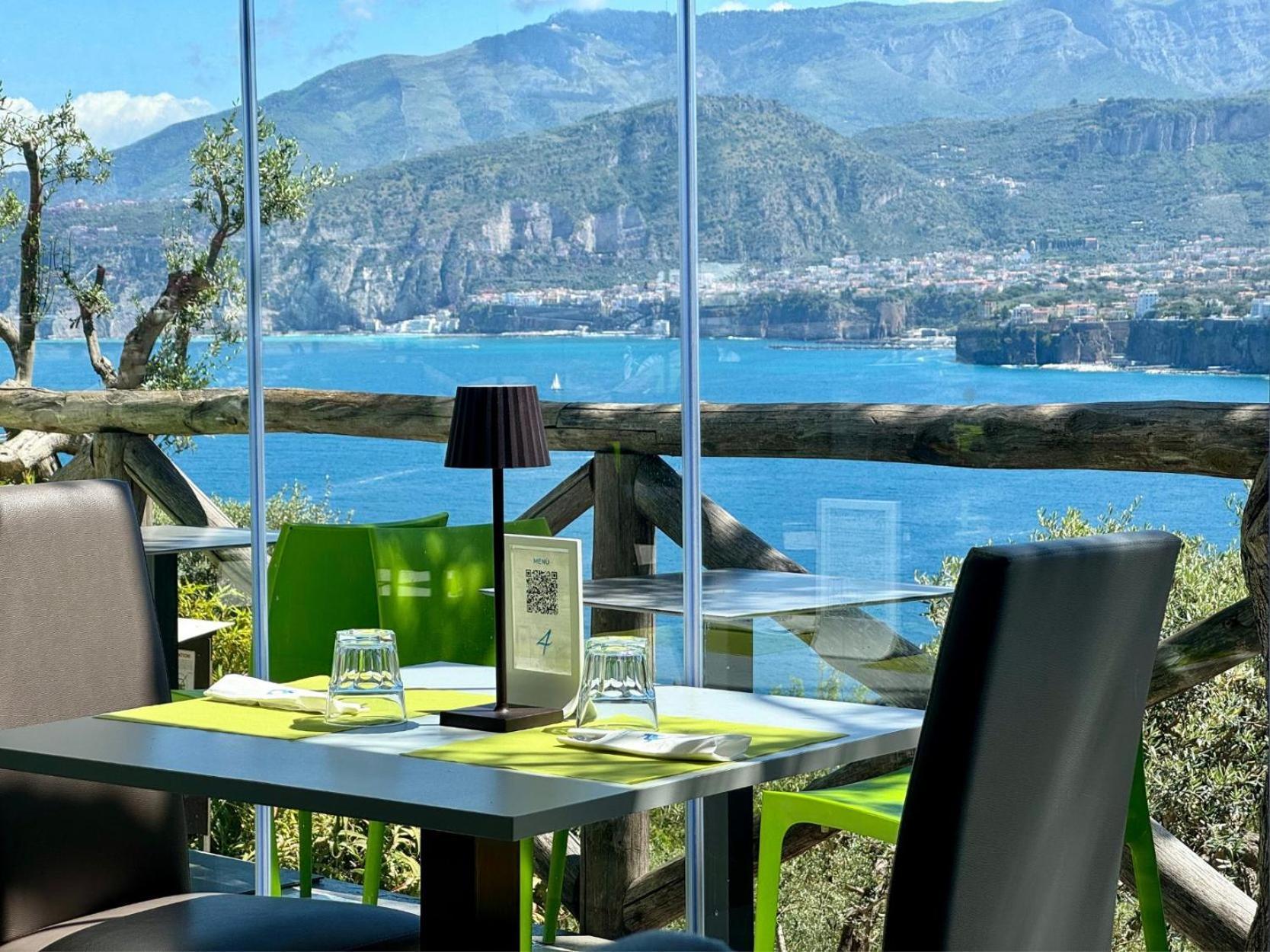 Village Camping Santa Fortunata - Campogaio Σορέντο Εξωτερικό φωτογραφία